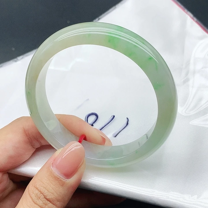 未镶嵌手镯翡翠176