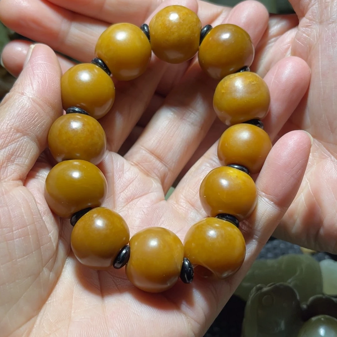 未镶嵌和田玉（糖玉）挂件玉*