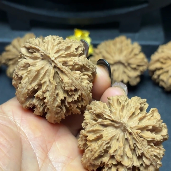 小***精文玩核桃吊坠秦岭灯笼27