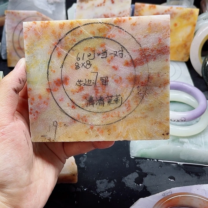 未镶嵌手镯石英质玉定制