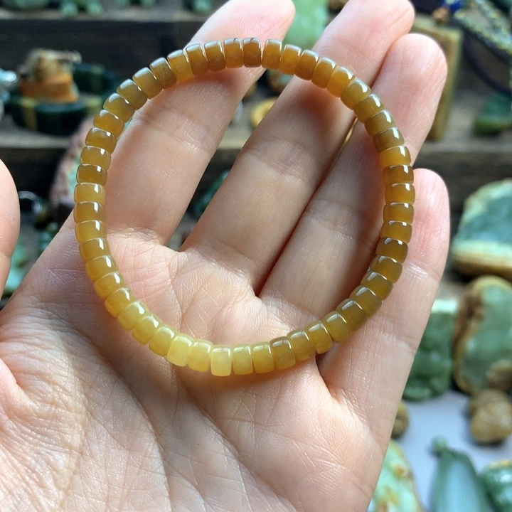 岫岩老玉（透闪石质玉）未镶嵌珠宝奇石丑**行