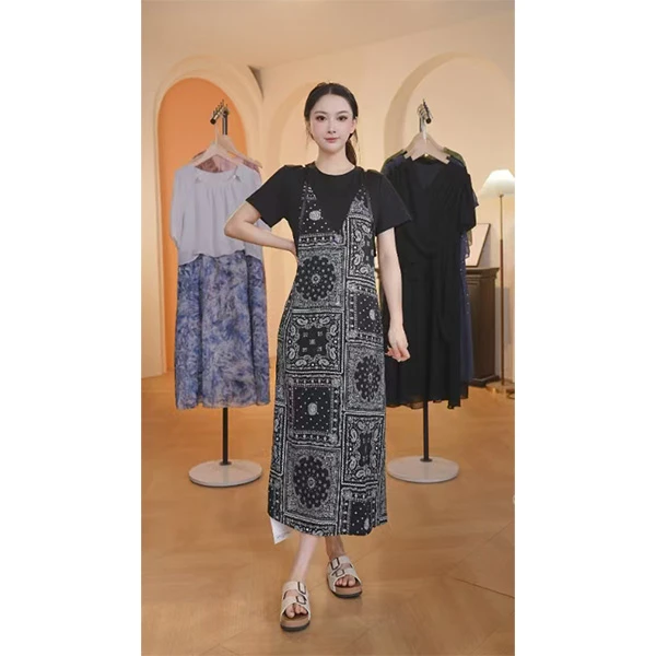 【赠送运费险】L9185 2025年夏季新款时尚气质休闲显瘦中长款连衣裙