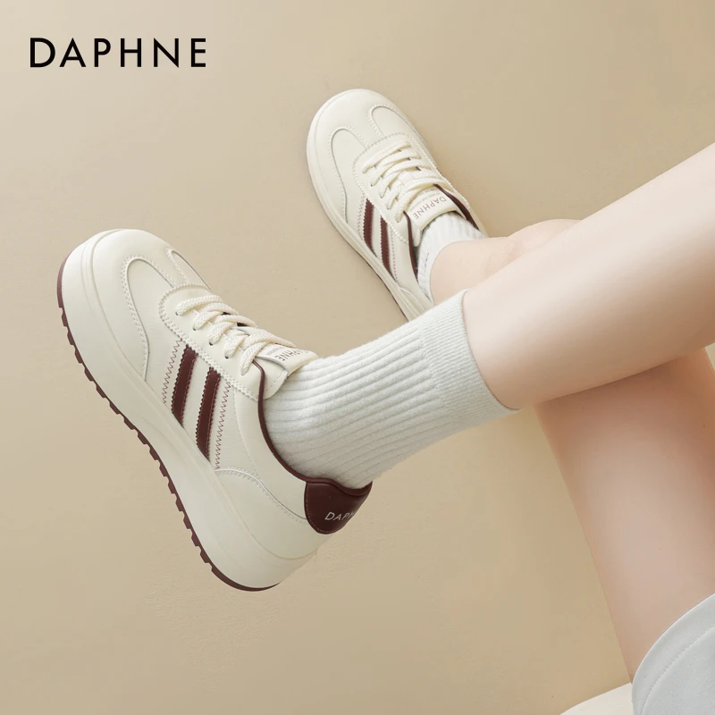达芙妮网红爆款厚底小白鞋女2025秋季百搭休闲增高厚底休闲运动鞋