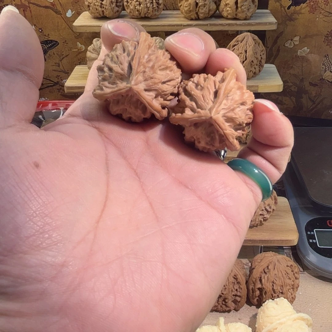 把件文玩核桃盘山三棱36.5