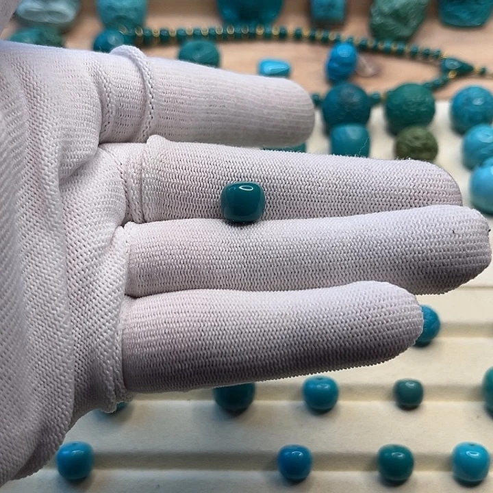 绿松石绿松石未镶嵌