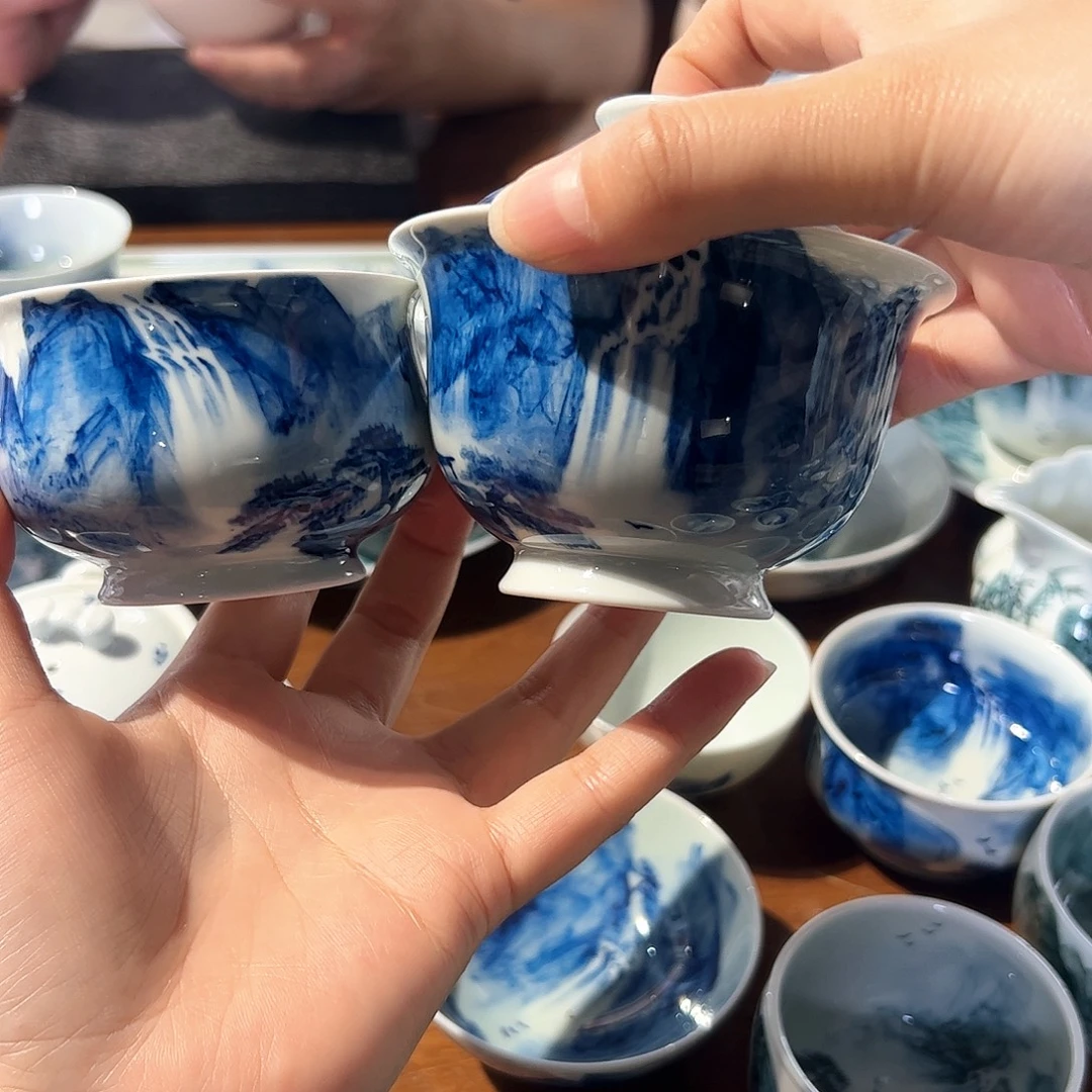 日***塔青花手绘山水盖碗