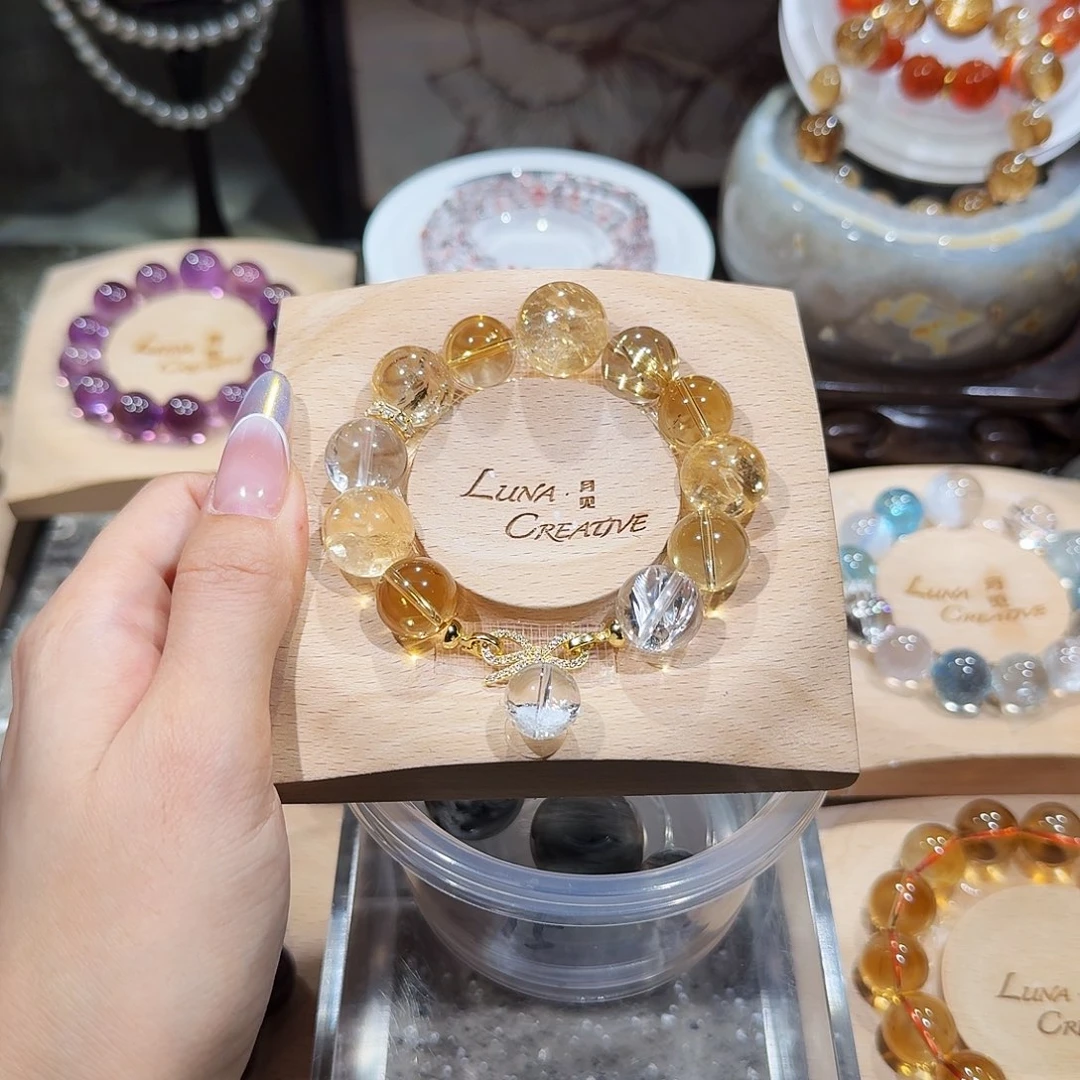 向***往银S925镶嵌手链烟晶