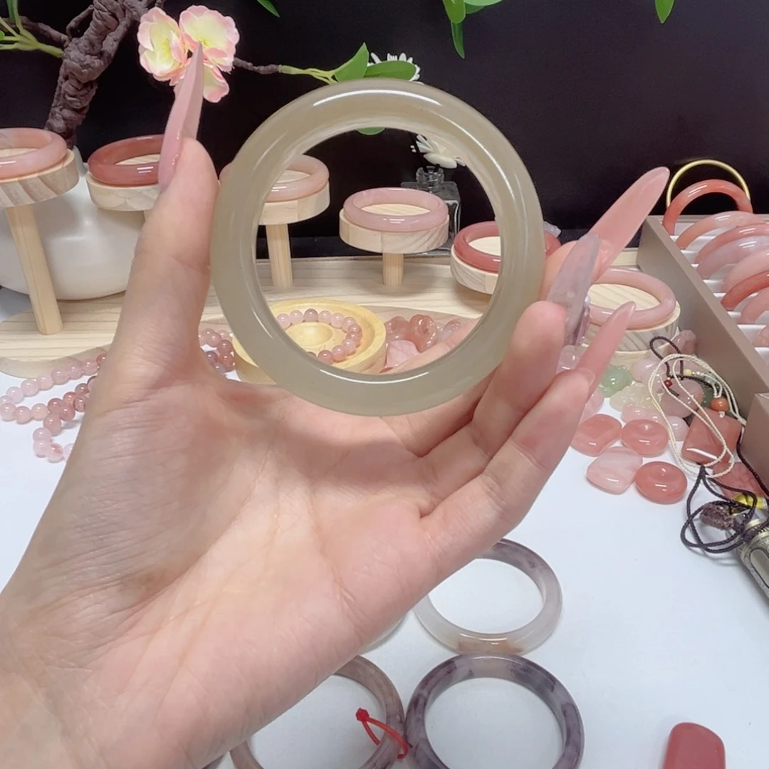 未镶嵌手镯石英质玉闪**✨