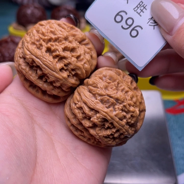 文玩核桃把件大粗筋42.696