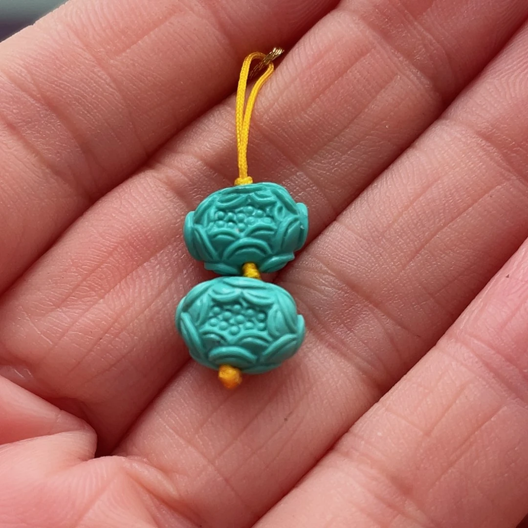 绿松石颈饰未镶嵌