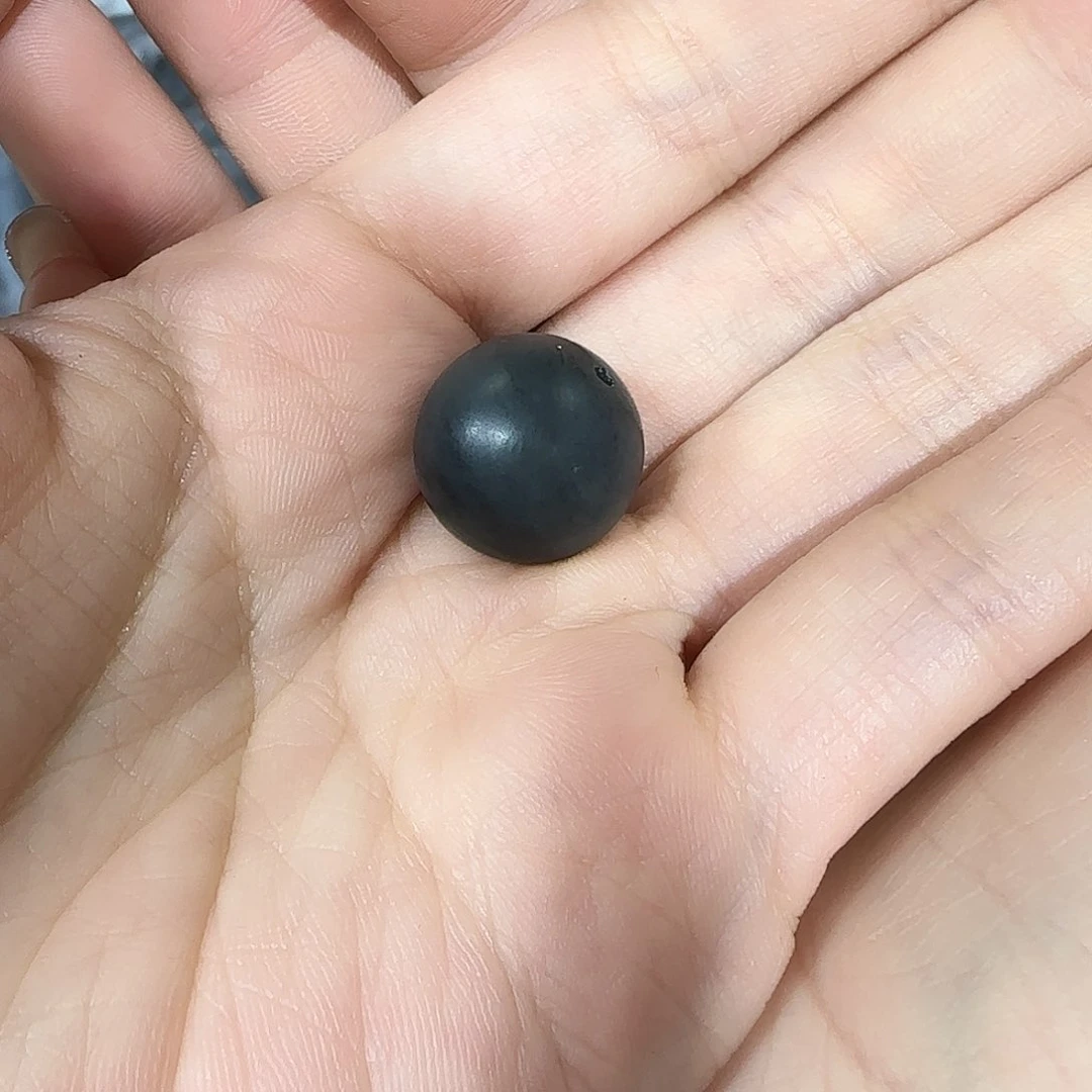 和田玉未镶嵌颈饰悬****?