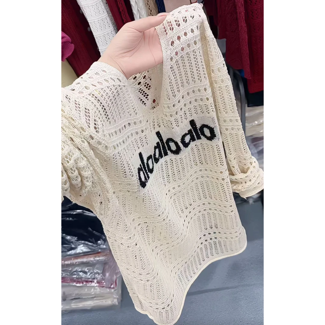 今年流行穿搭2025早秋新款温柔风镂空字母毛针织衫复古风长袖上衣
