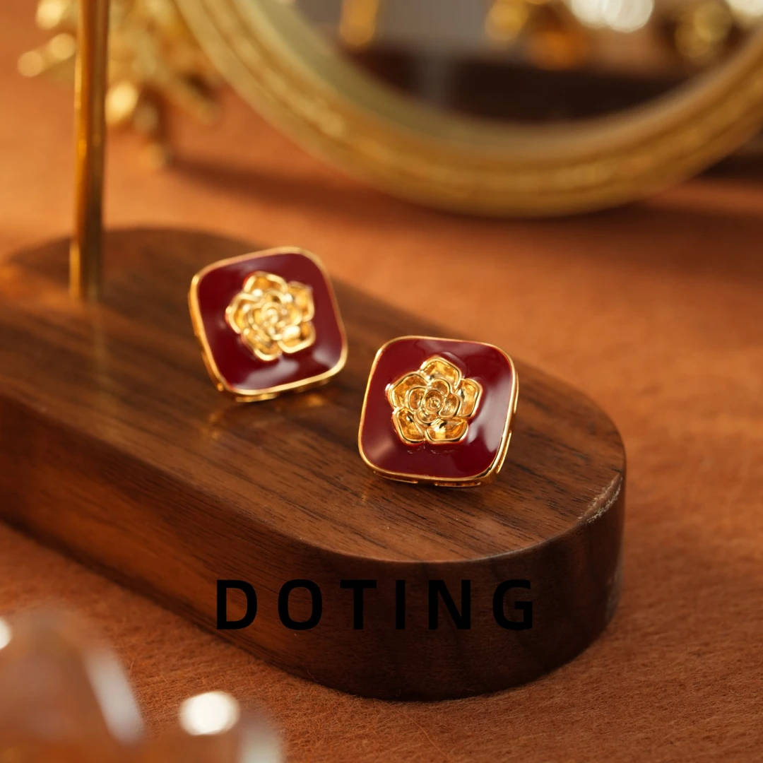 合金耳饰 红色方块莲花耳钉ZG-01231