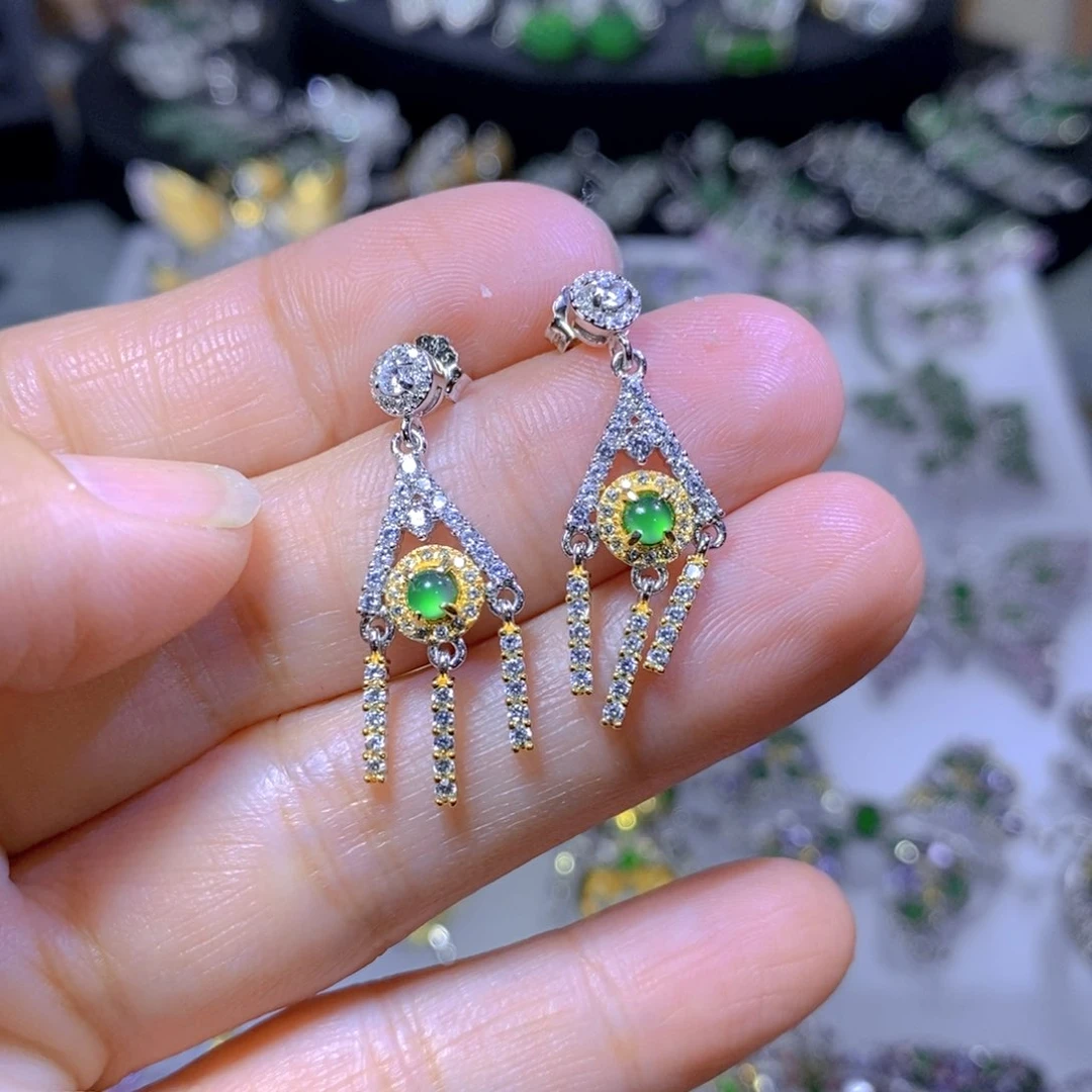 翡翠颈饰银S925镶嵌天然翡翠