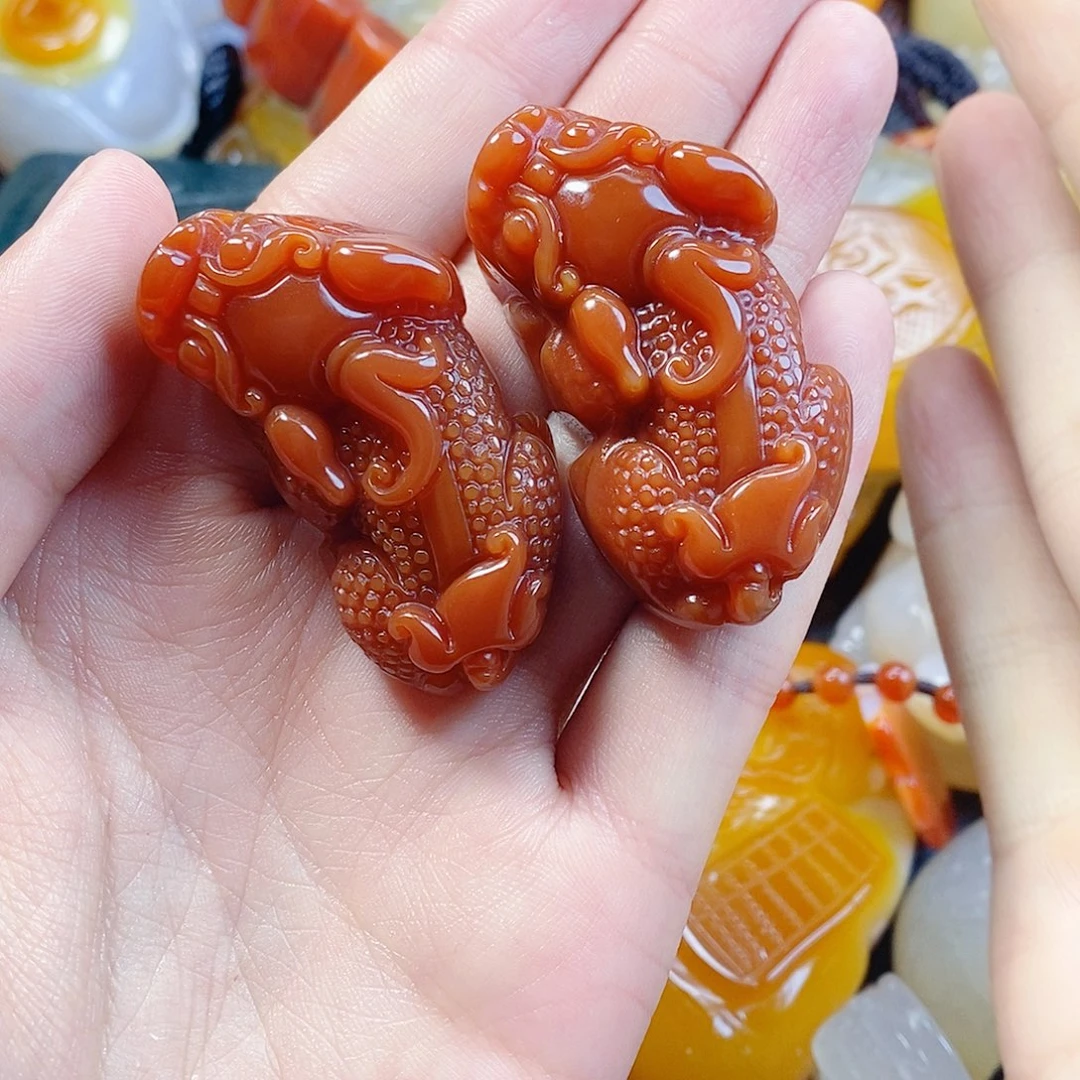 云***兮玛瑙/玉髓未镶嵌珠宝奇石