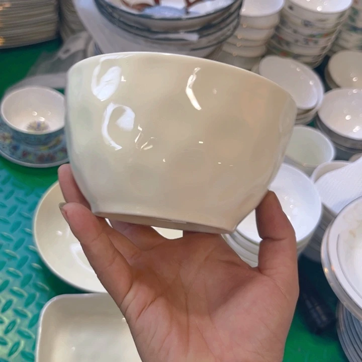 瓷片碗六个4.5寸微瑕