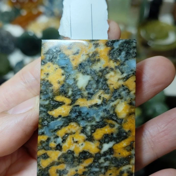 岫玉未镶嵌挂坠款式