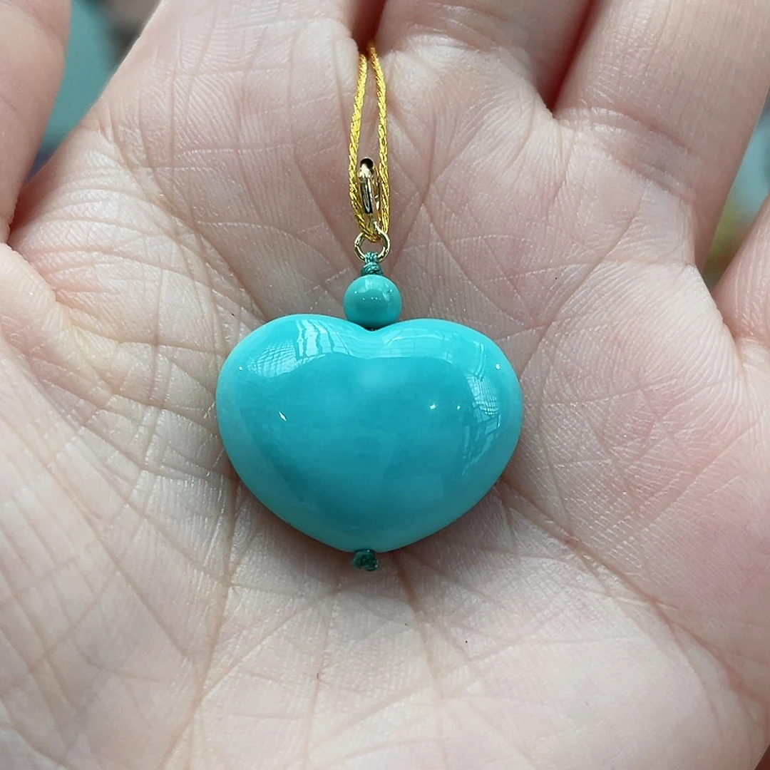 绿松石颈饰未镶嵌