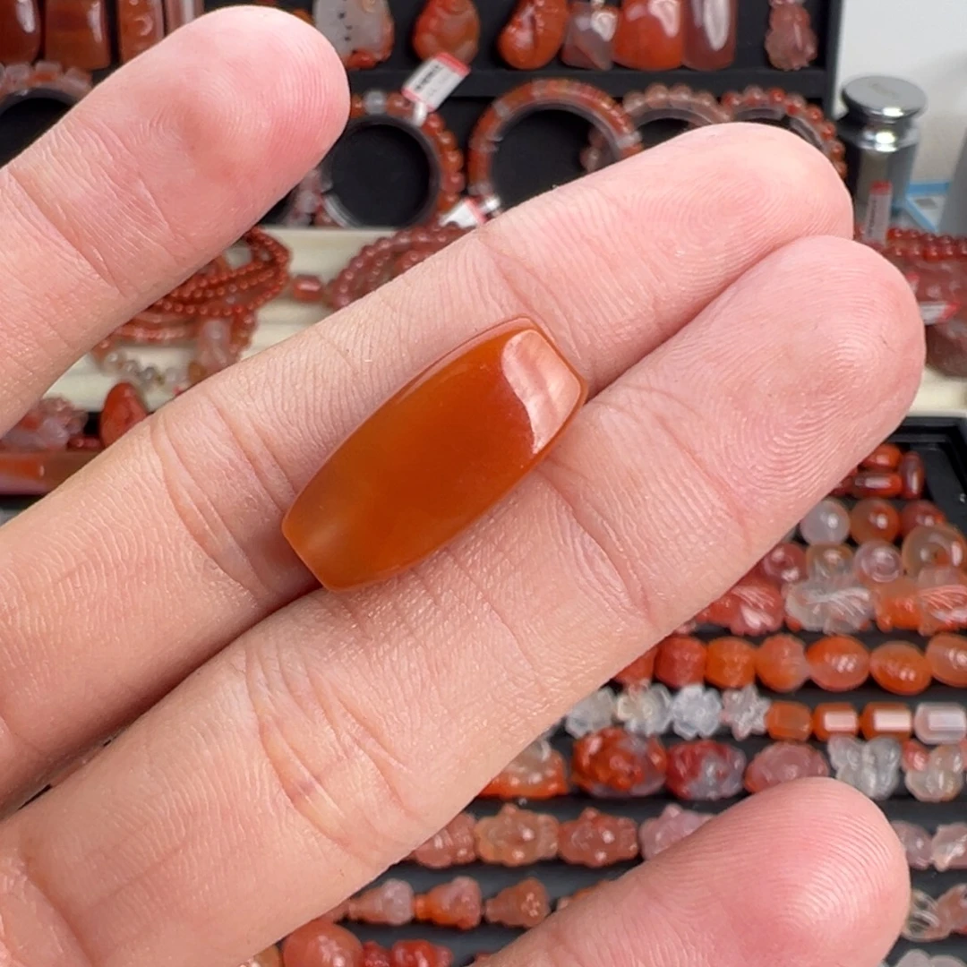 南红玛瑙未镶嵌颈饰勒子