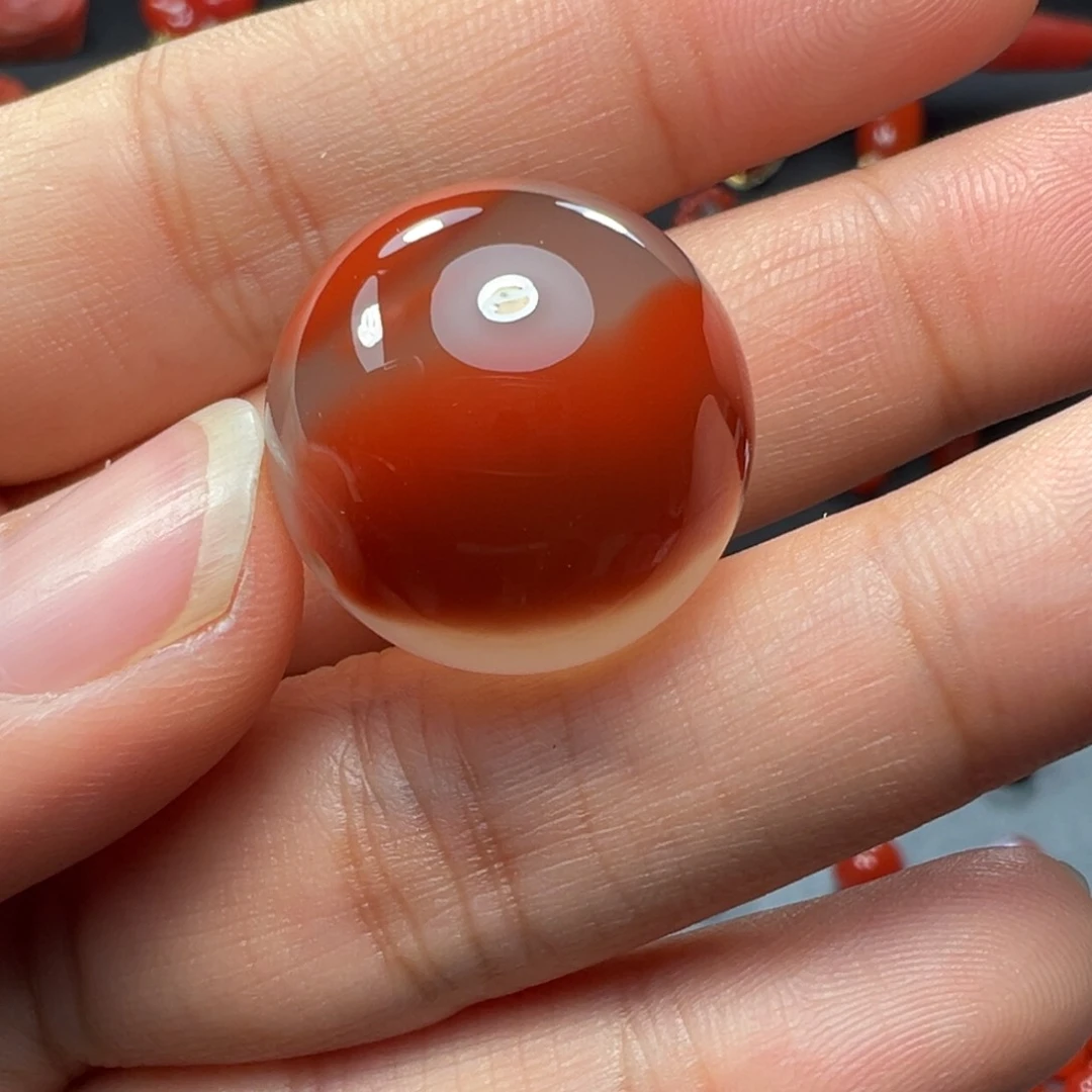 南红玛瑙珠子未镶嵌
