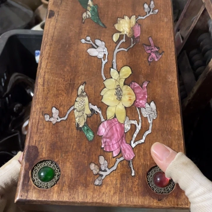 紫***来瓷片孤品微瑕看好