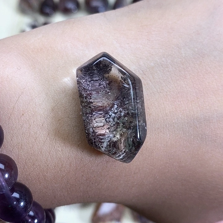颈饰未镶嵌水晶小***静水晶