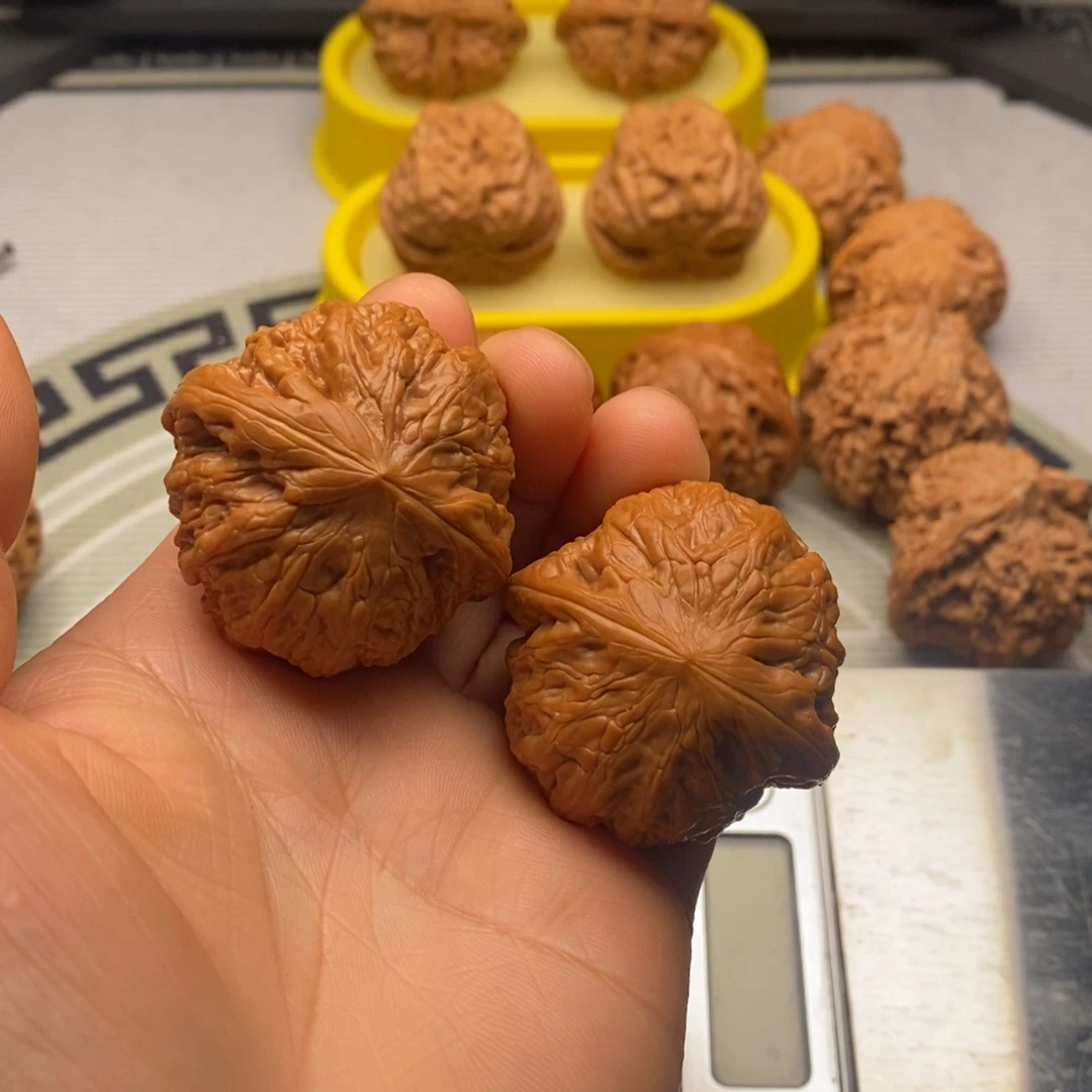 誌***吊坠文玩核桃铁锤红皮