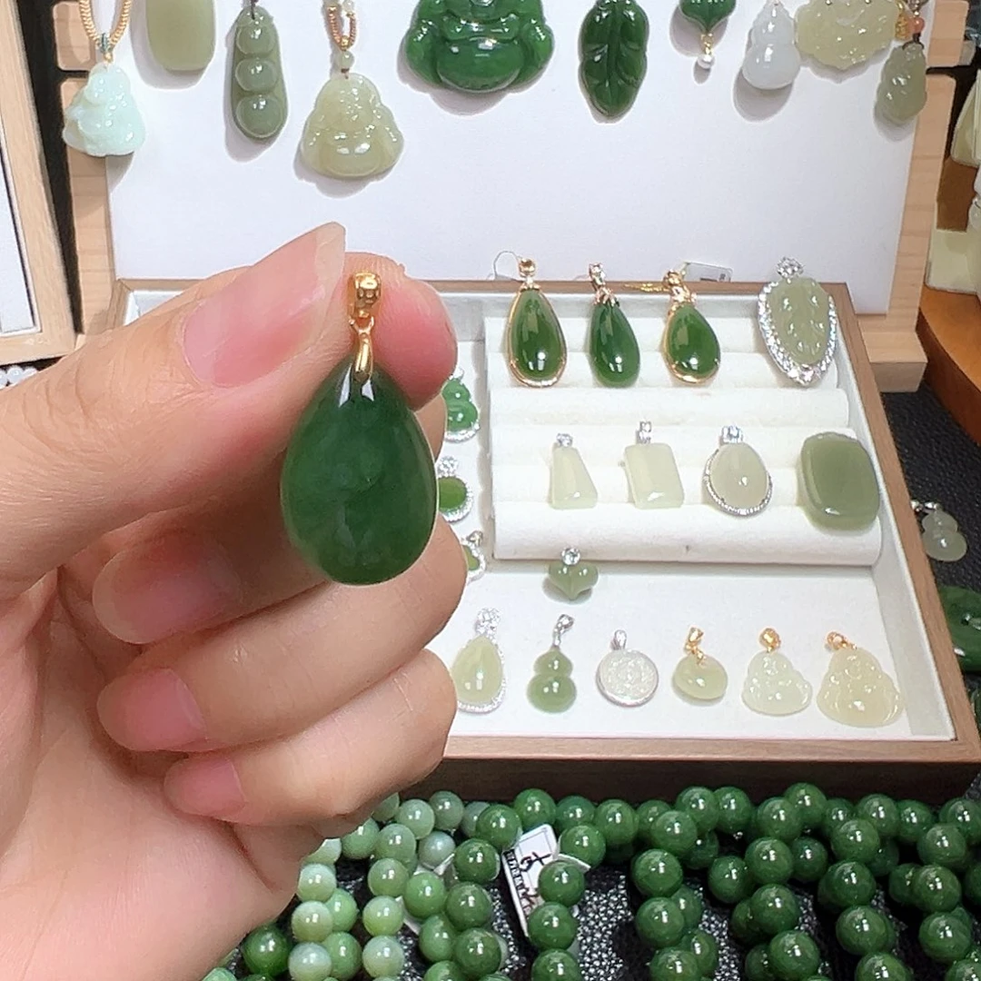 和田玉（碧玉）银S925镀金镶嵌颈饰