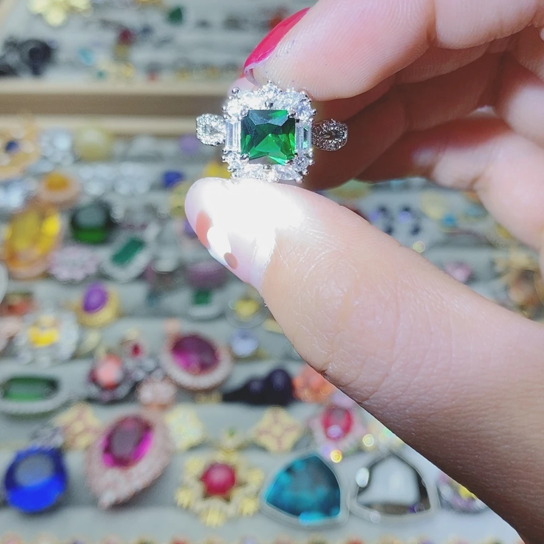 【闪购商品】托帕石耳饰银S925镶嵌