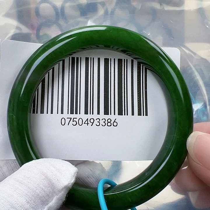 和田玉未镶嵌手镯微瑕5859