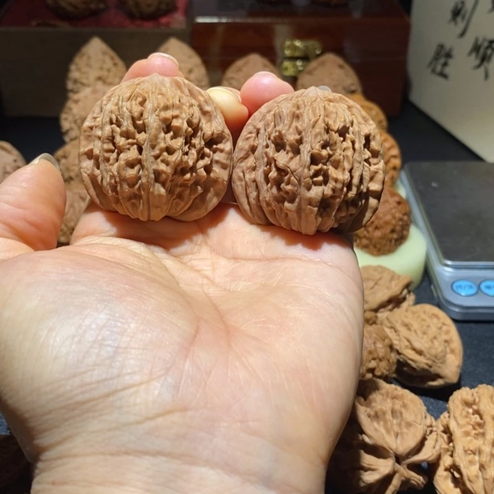 文玩核桃吊坠四座楼42+