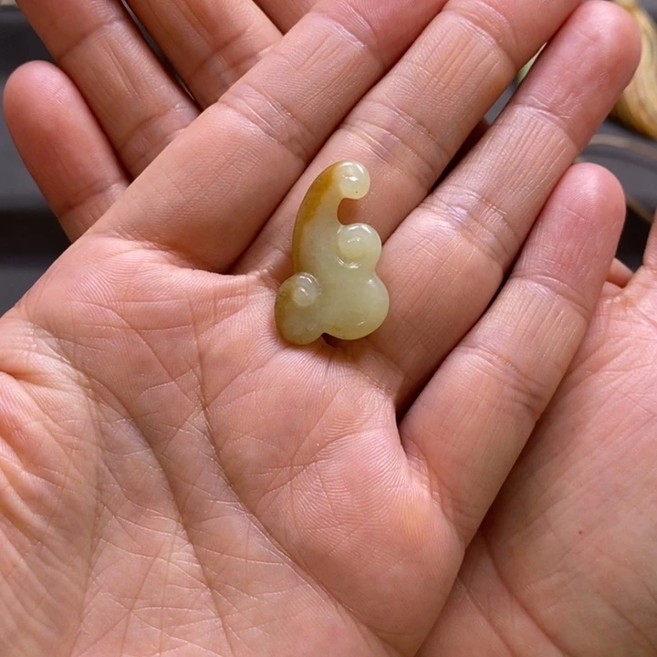 美***好和田玉未镶嵌颈饰