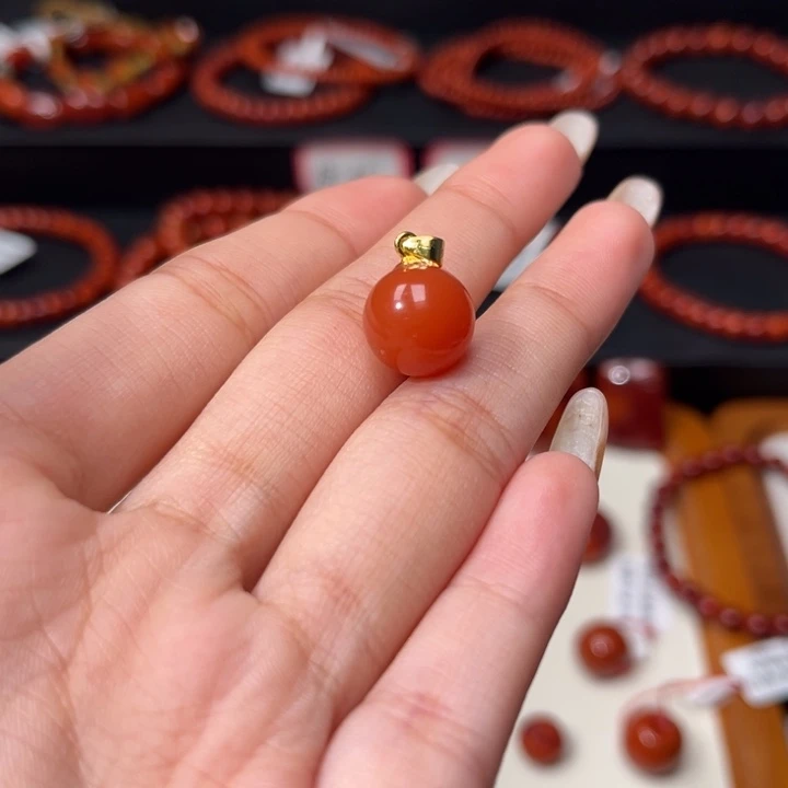 南红玛瑙银S925镶嵌颈饰樱桃红单珠吊坠11mm