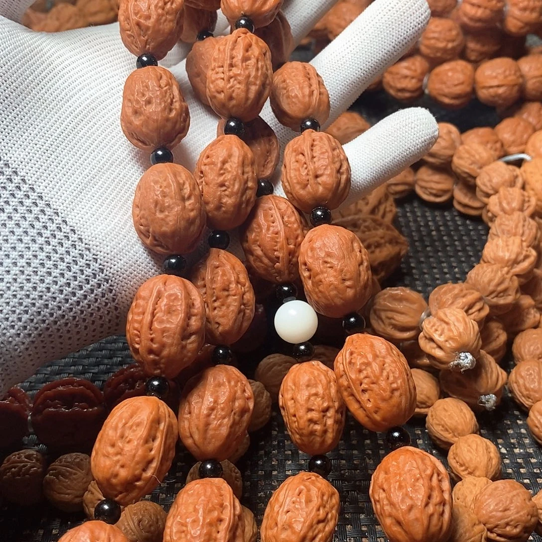 文玩核桃手串珊瑚纹脖挂