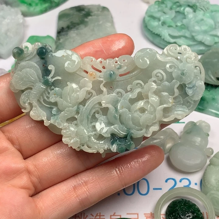 定制翡翠未镶嵌翡翠