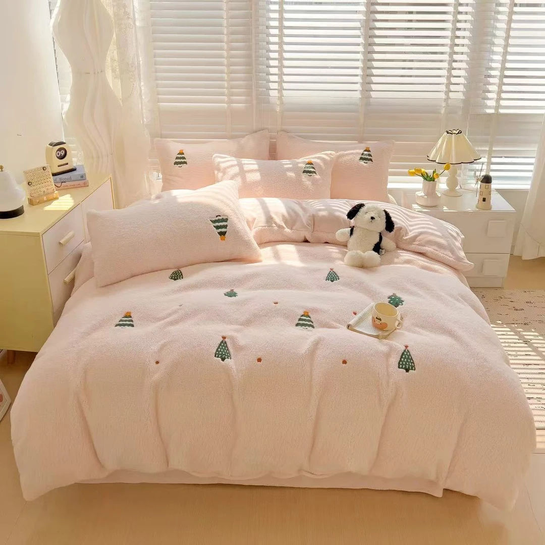 小玲子 快乐树奶粉 冬季加厚牛奶绒刺绣三件套四件套小清新风