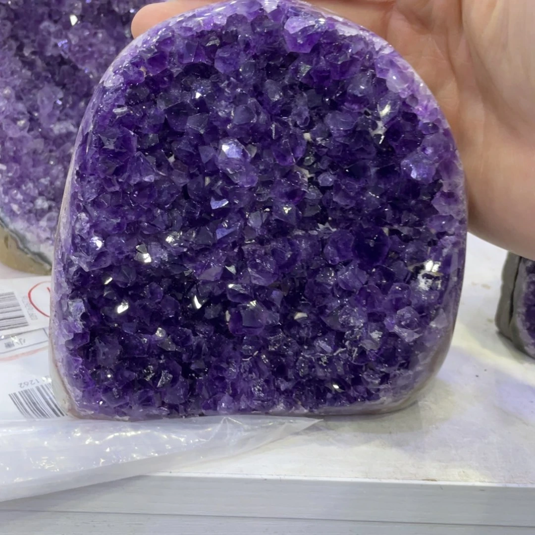 威***锦未镶嵌珠宝半成品水晶