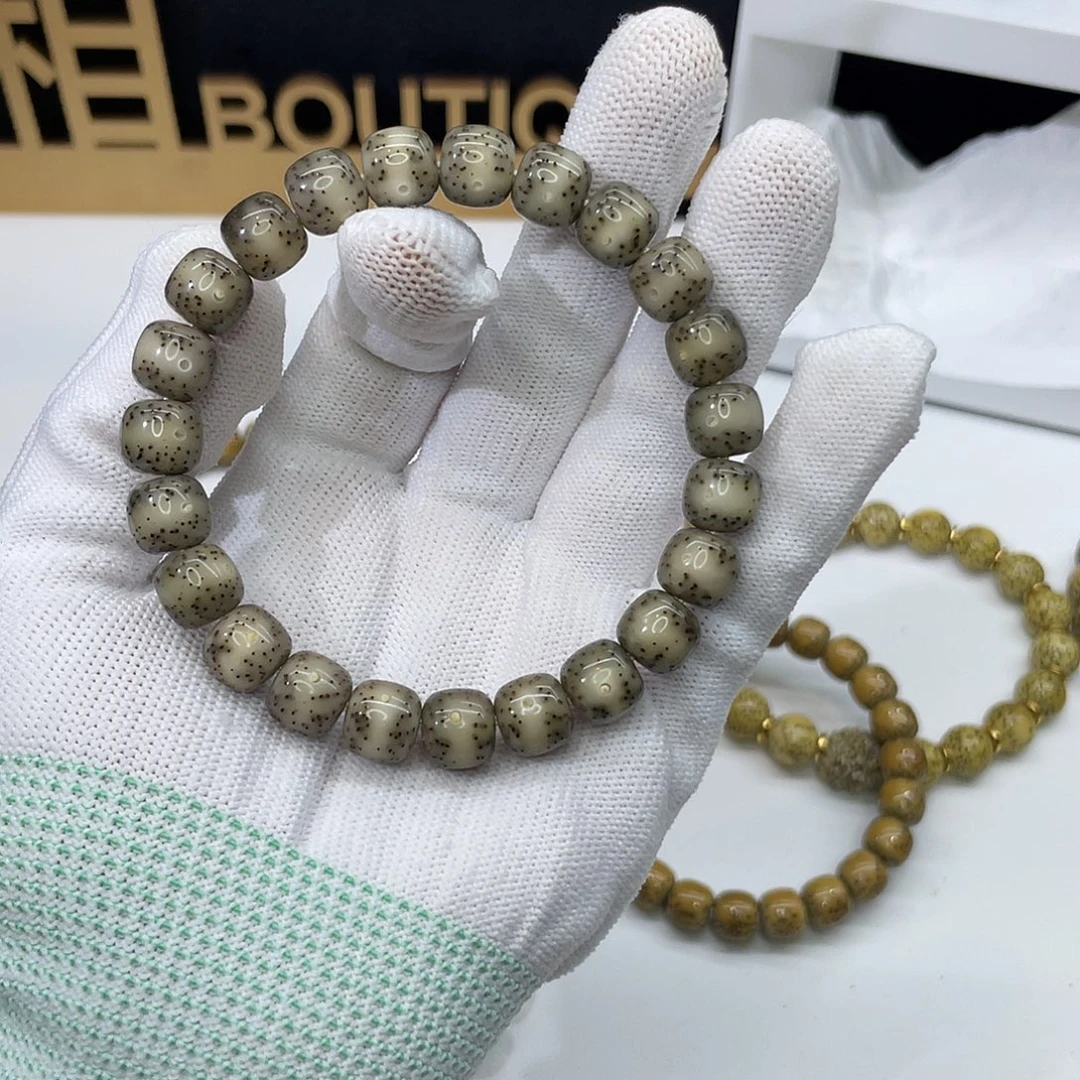 星月菩提吊坠29。10/9绿冰通体留白牛毛星