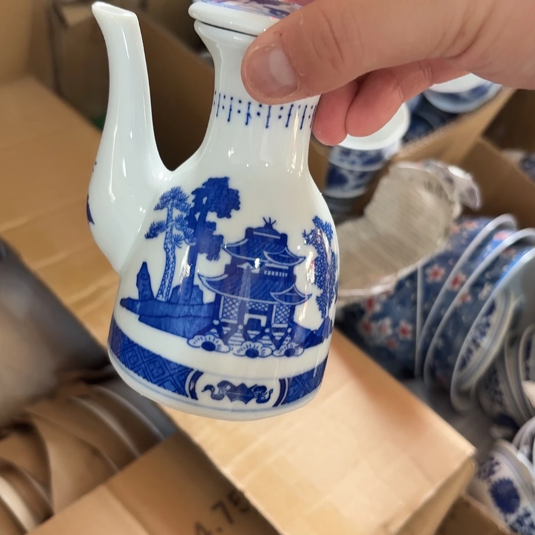 景德镇现代陶瓷用品