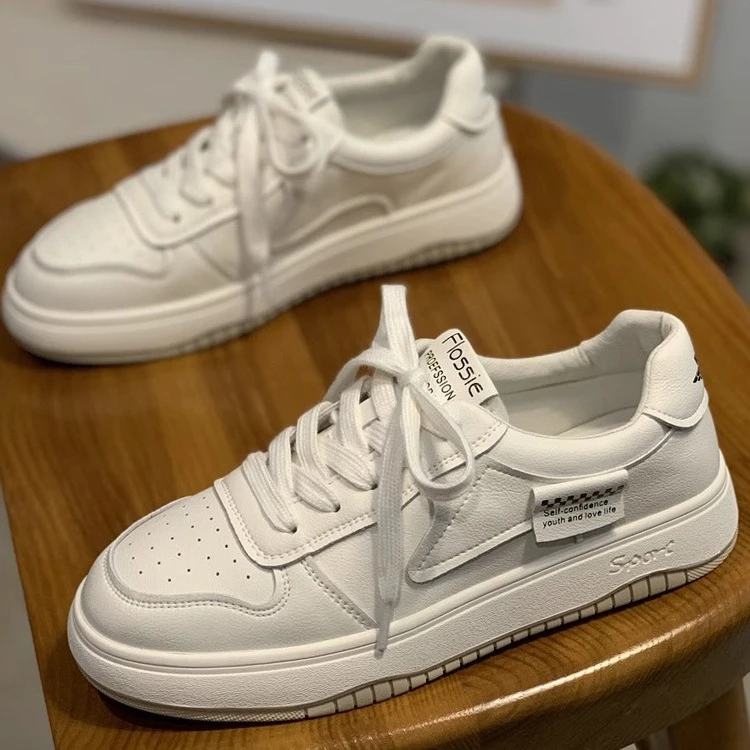 真皮小白鞋女软底女鞋2025春季新款百搭平底板鞋子爆款休闲运动鞋