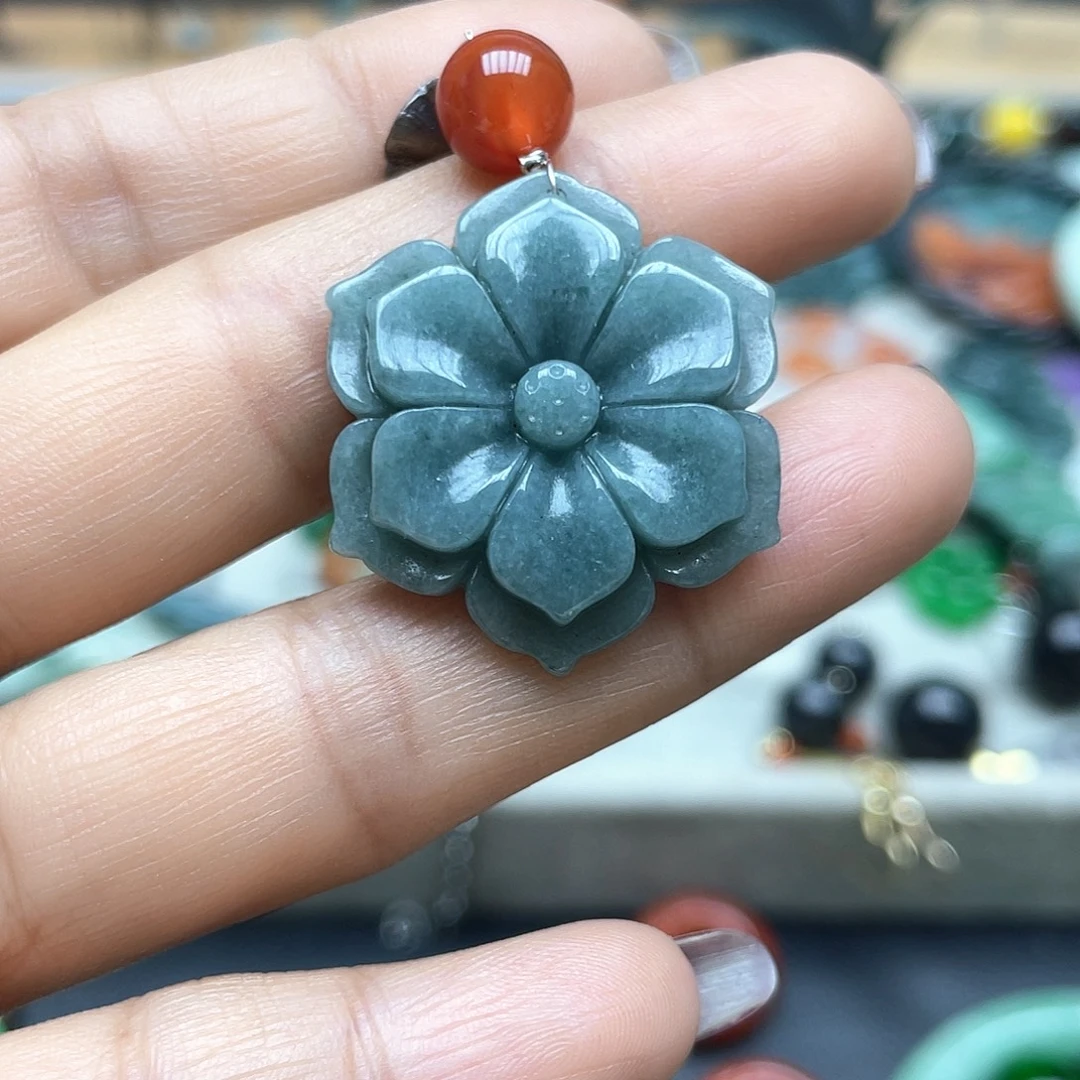 翡翠未镶嵌颈饰项链