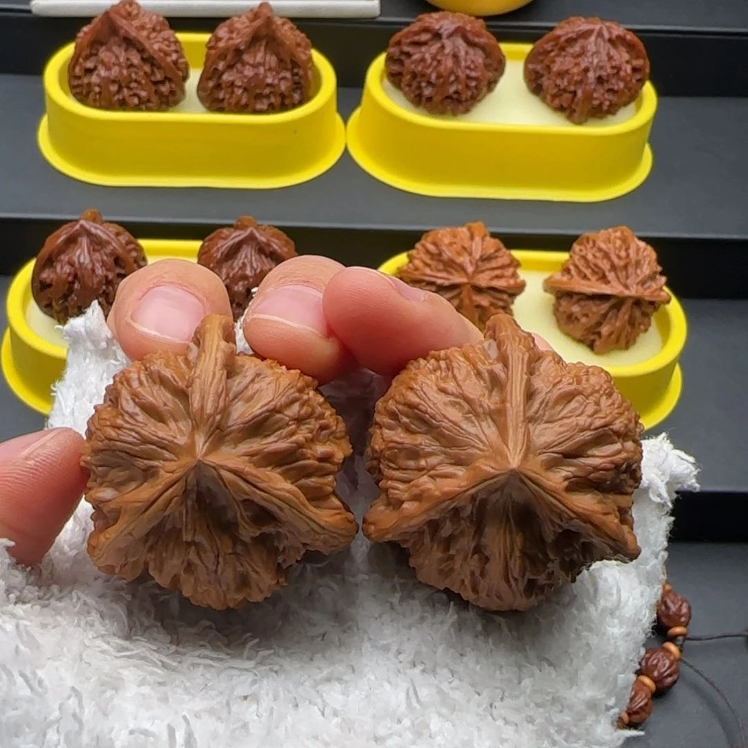 文玩核桃把件崔凯公子帽奔39