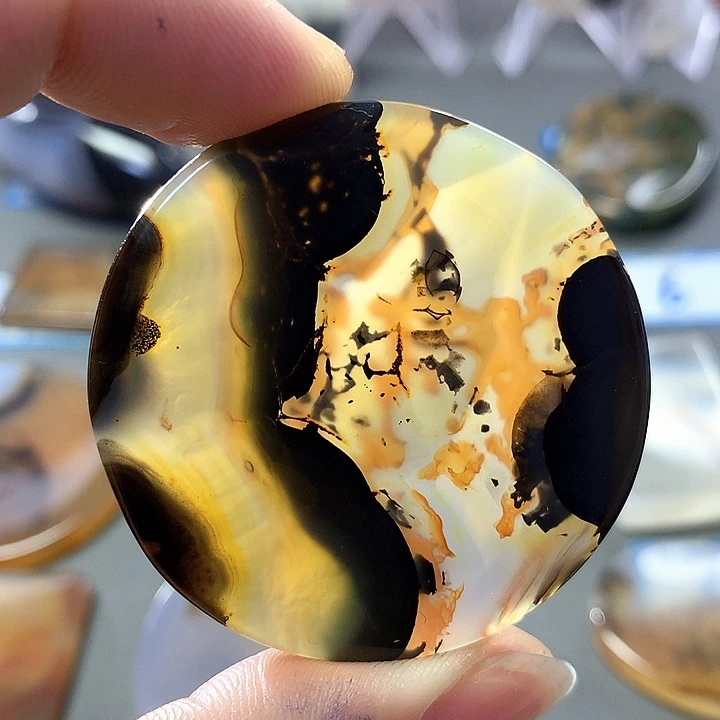 未镶嵌颈饰玛瑙/玉髓