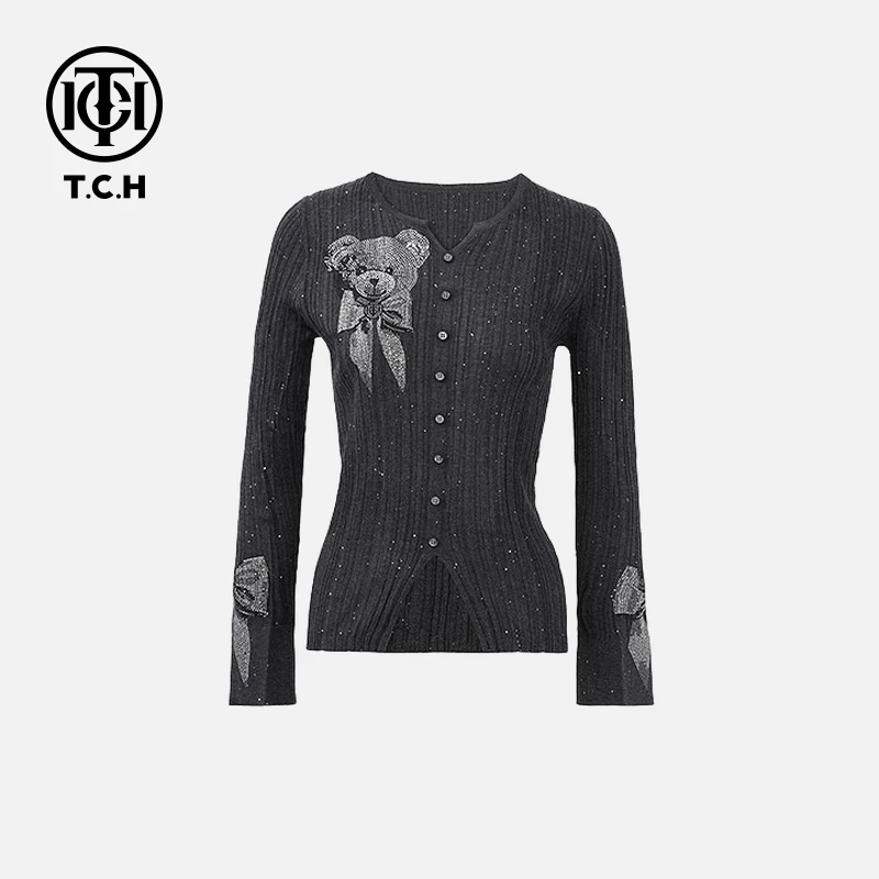 TCH烫钻工艺雅丹风针织衫套头款T72C09E5042私服tch
