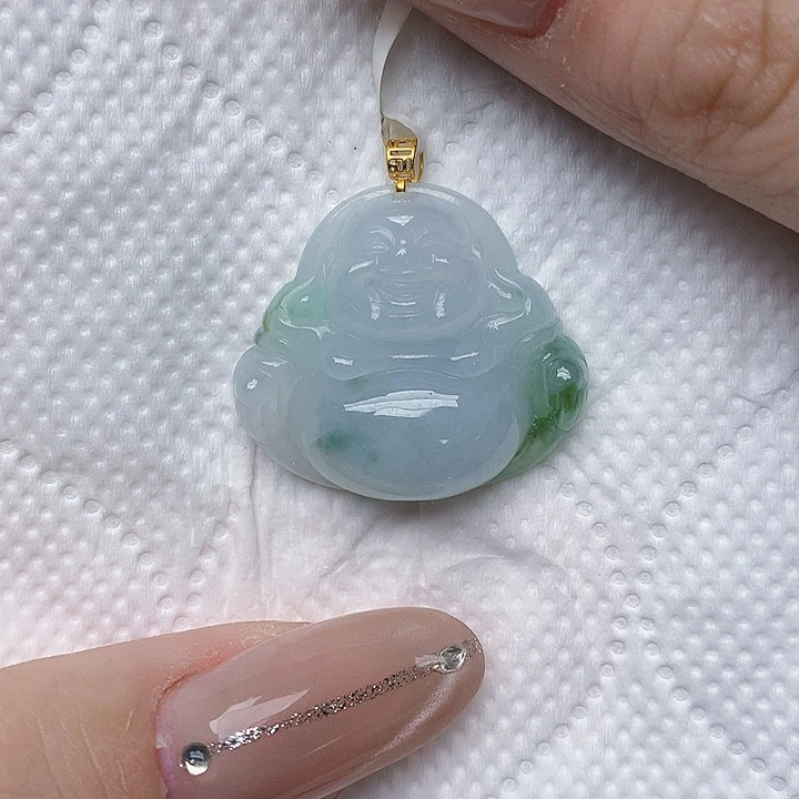 颈饰18K金镶嵌翡翠