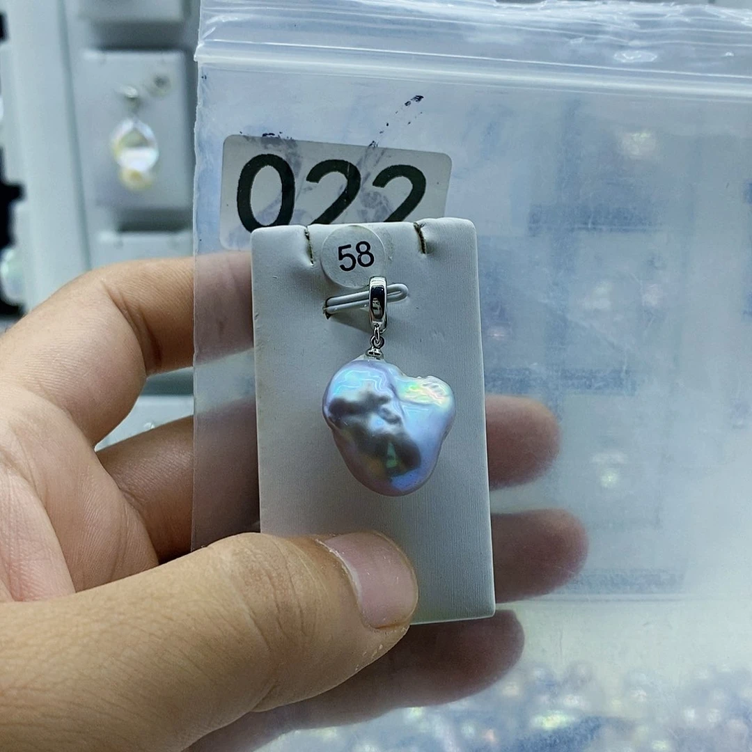 淡水珍珠合金颈饰