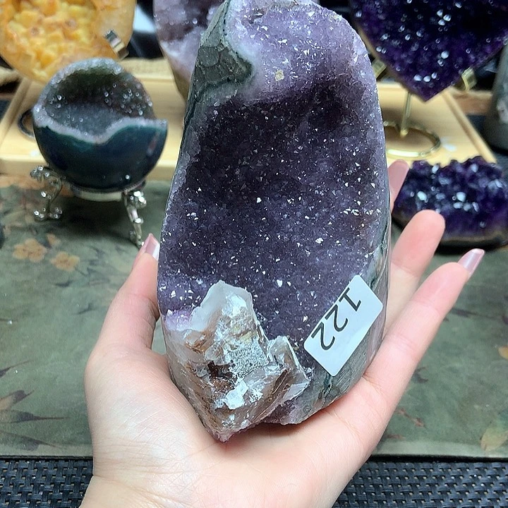 紫晶大型摆件（非配饰）未镶嵌