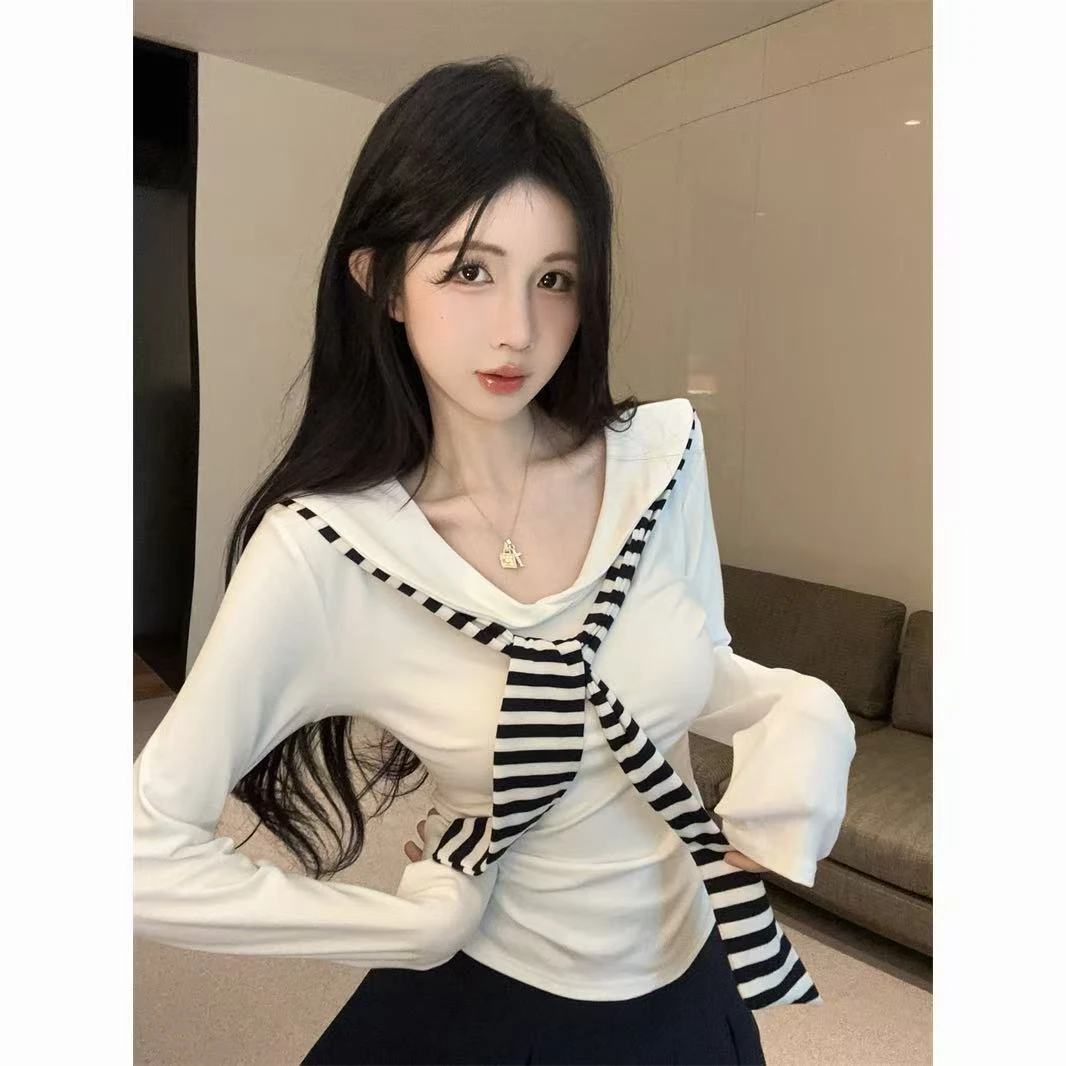 学院风海军领条纹领带长袖T恤女秋季2025修身显瘦正肩短款上衣潮