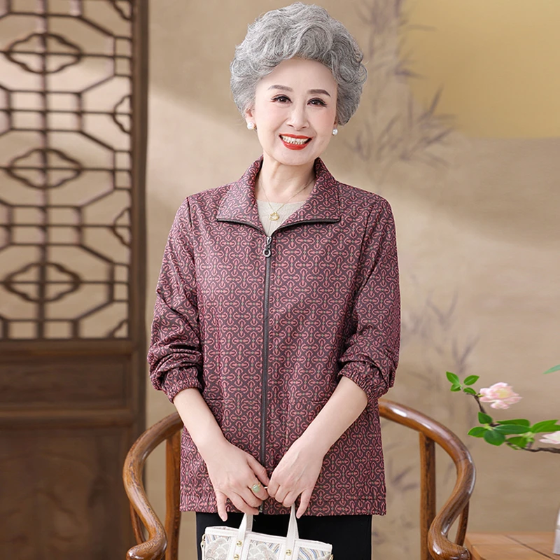 老年人秋装女风衣外套奶奶衣服长袖大码中老年妈妈春秋款夹克上衣