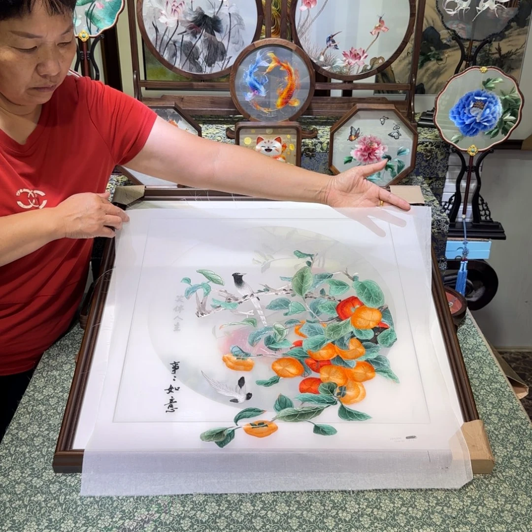刺绣刺绣工艺精湛独特设计新颖时尚